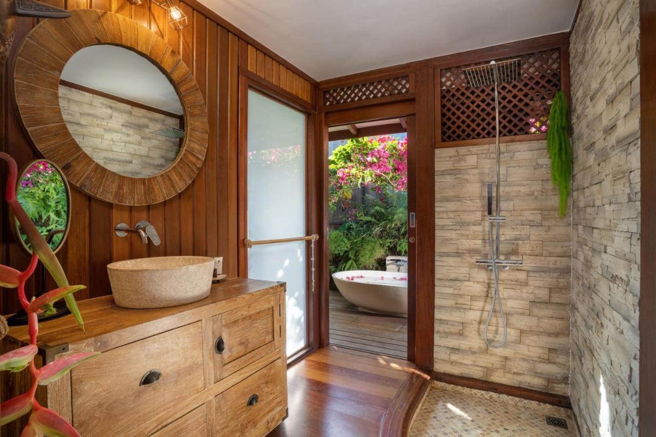 Villa Manuiti, Balinese Luxury Home - Private Swim Spa, Ocean View - Ofyr Bbq - Koi Pond 普纳奥亚 外观 照片